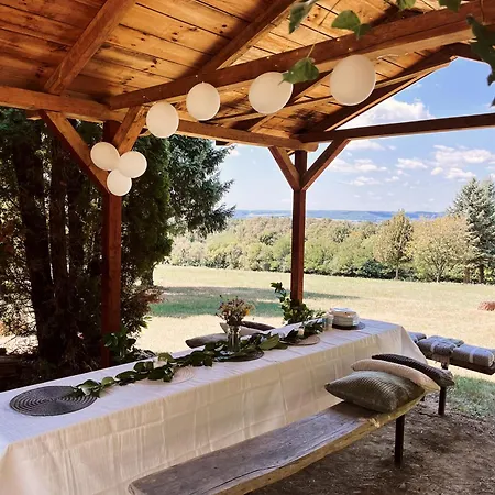 Hubertus Vadaszhaz Újudvar